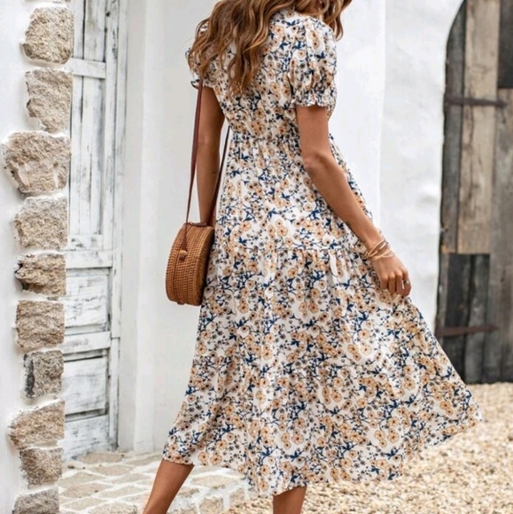 SHEIN Ruffle Hem Allover Floral A-Line Dress size S - Picture 4 of 16